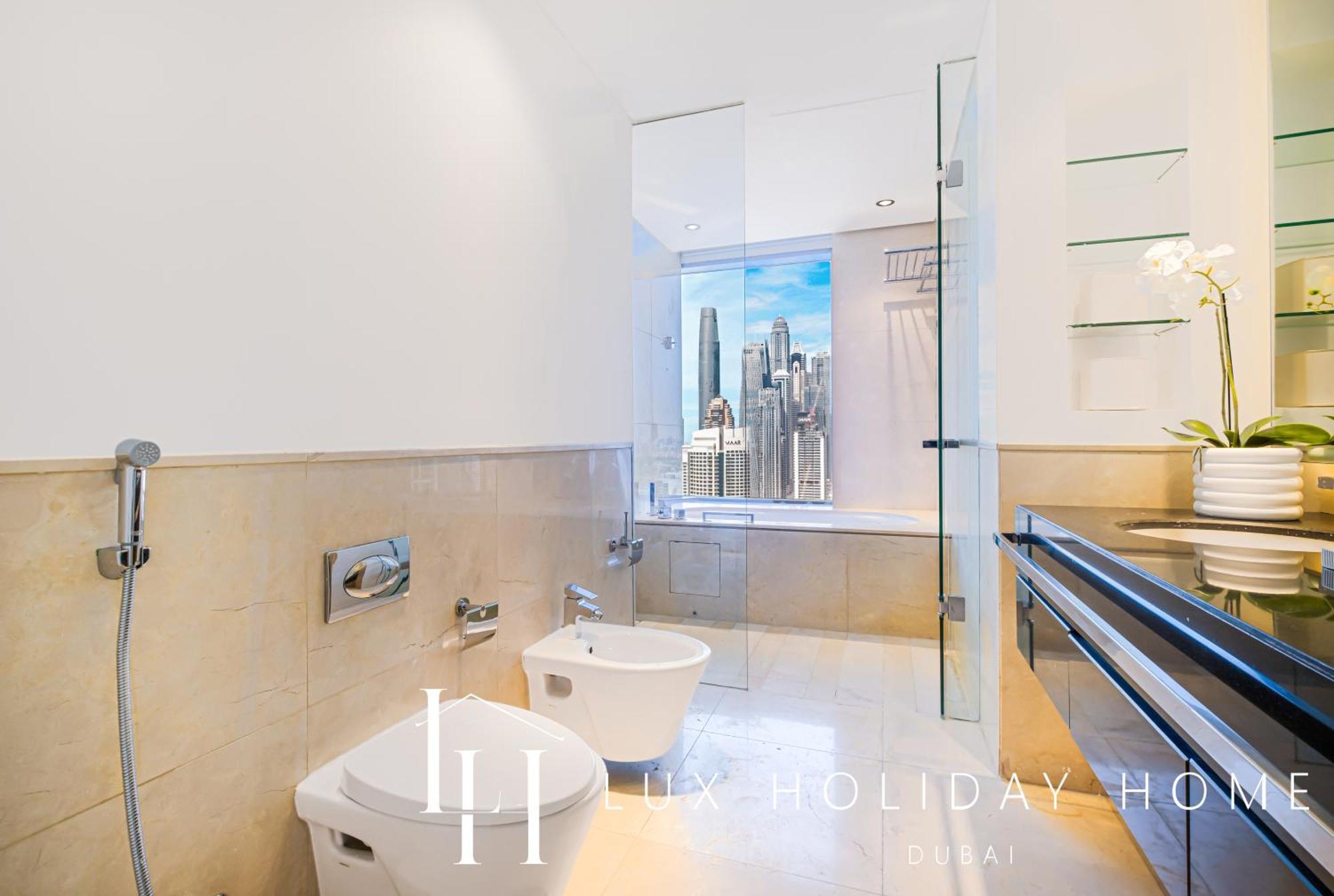 Lux The Jw Marina 2 * Дубай
